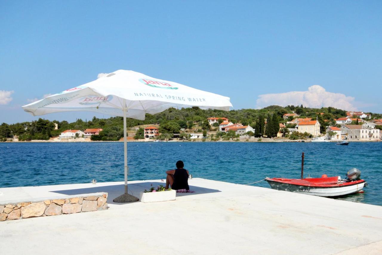 Apartments By The Sea Luka, Dugi Otok - 8182 Luka  Εξωτερικό φωτογραφία